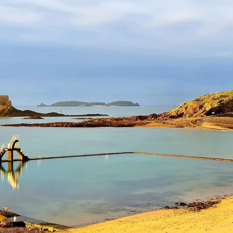 Hotel France Et Chateaubriand Saint-Malo 3*,