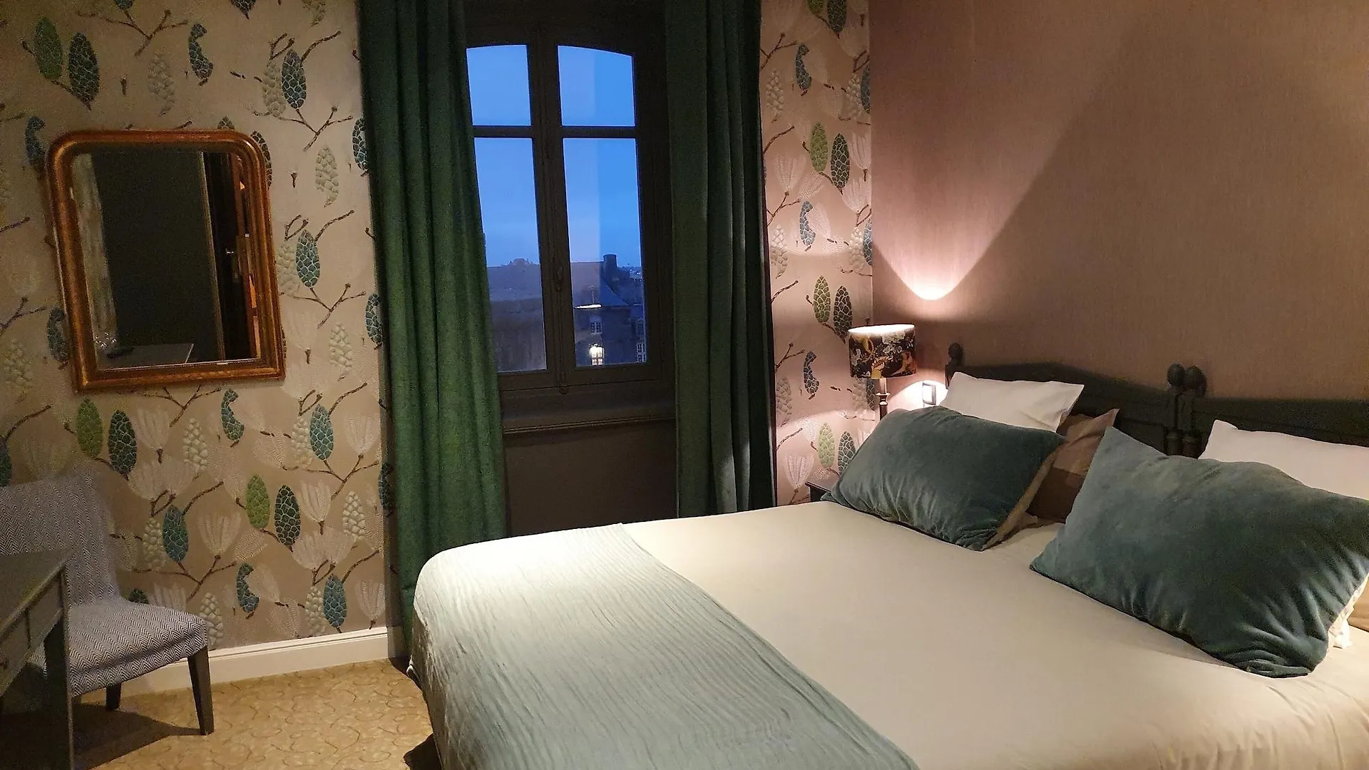 Hotel France Et Chateaubriand Saint-Malo 3*,