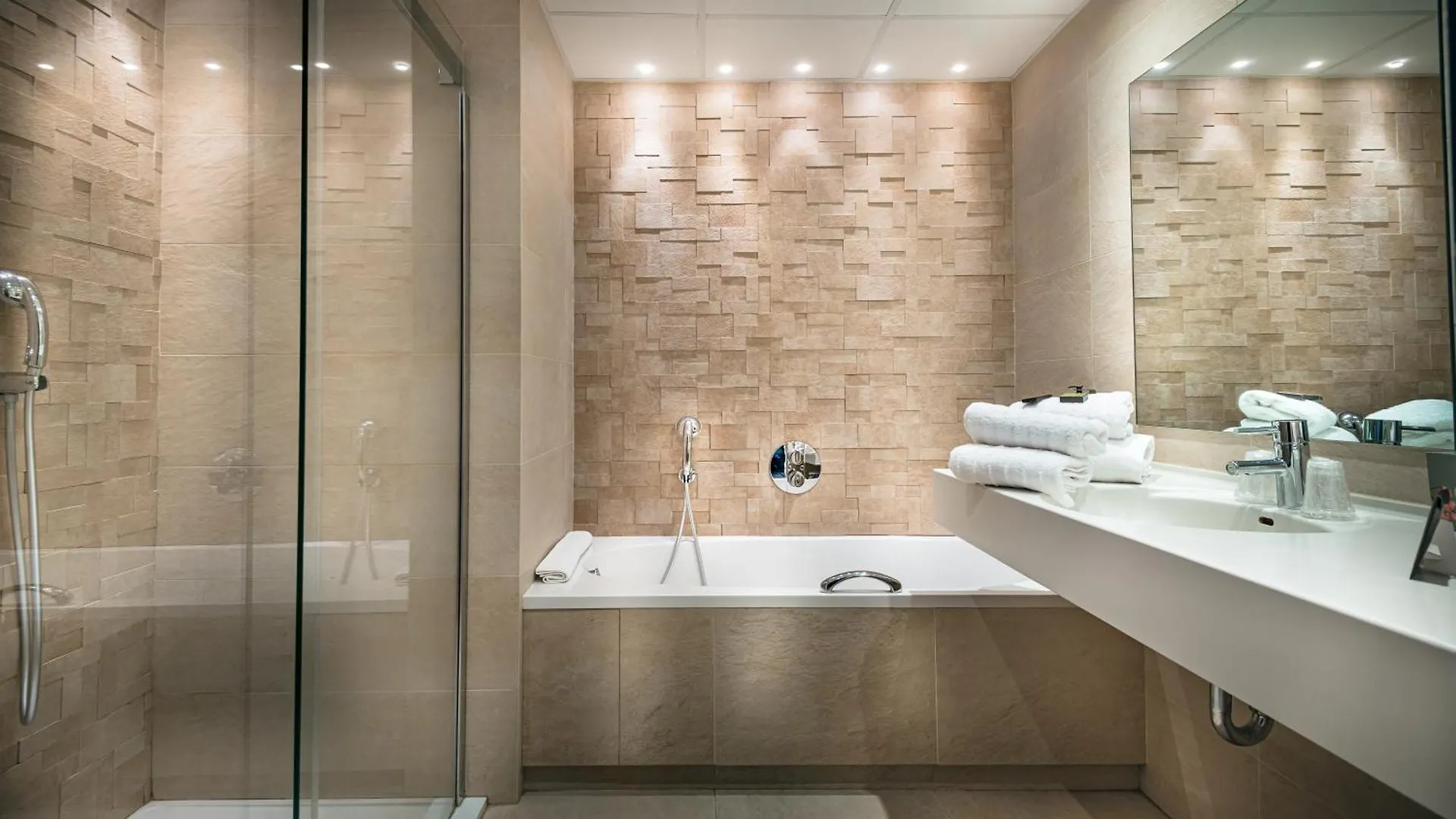 Hotel France Et Chateaubriand Saint-Malo 3*,